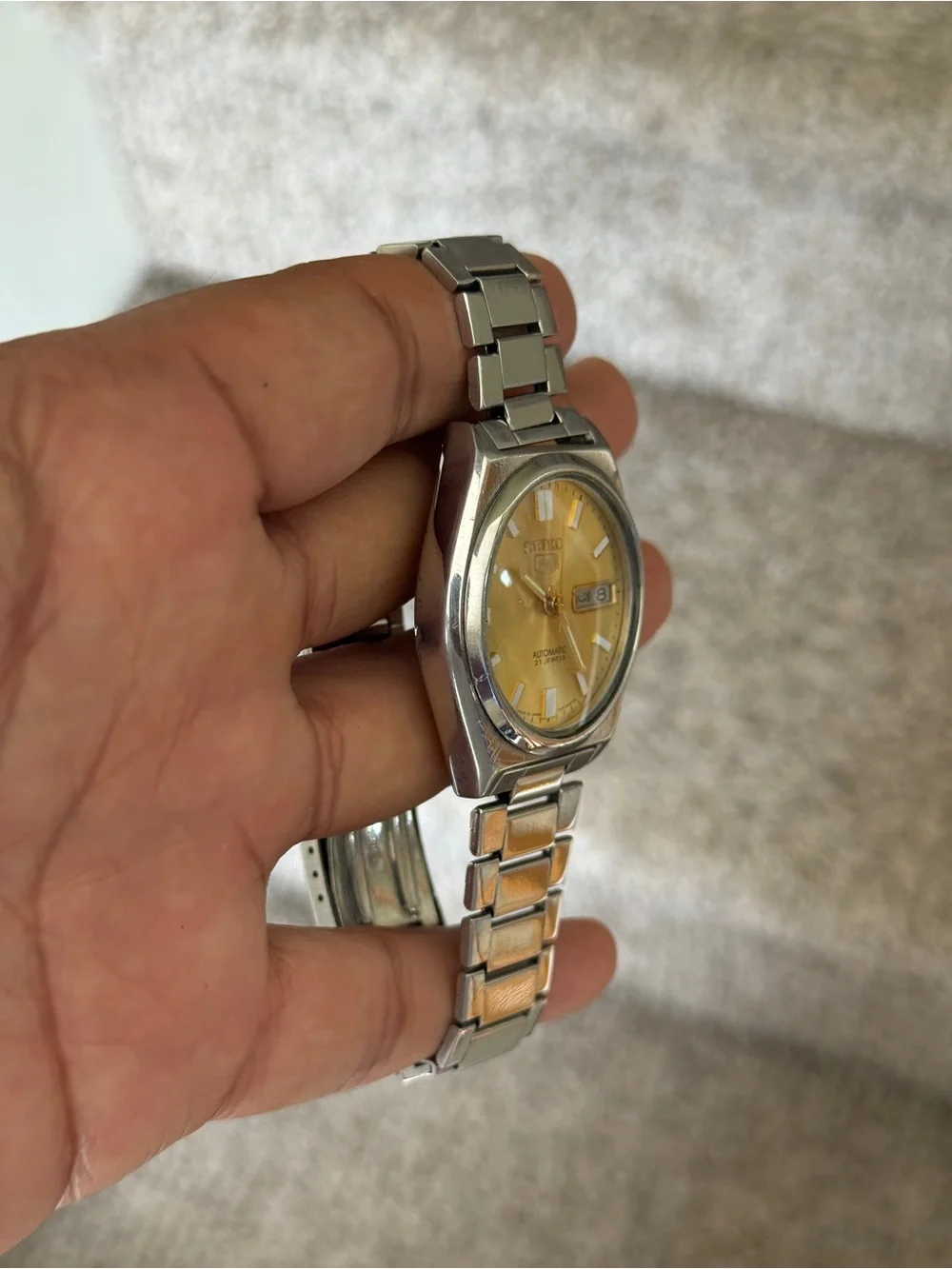 Seiko vintage Golden Sunburst Dial Retro Sports5 Rare Day Date Mens Watch